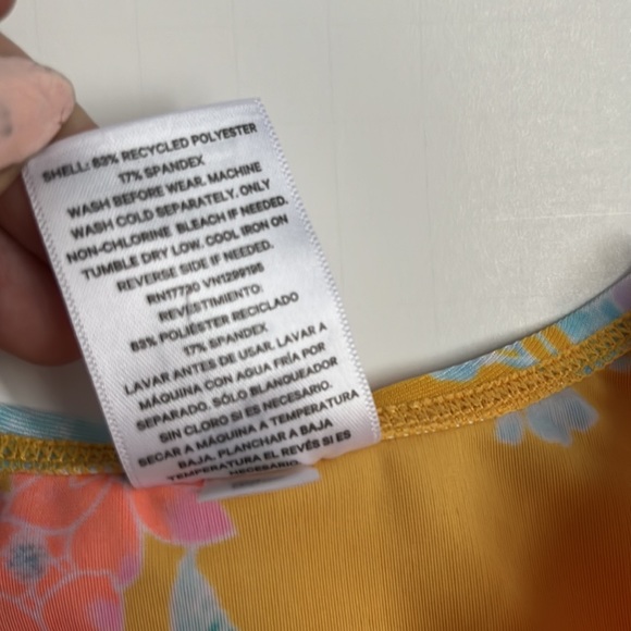 NWT Art Class Size Small Multicolor Floral Long Sleeve Cropped Swim Top - Picture 5 of 6